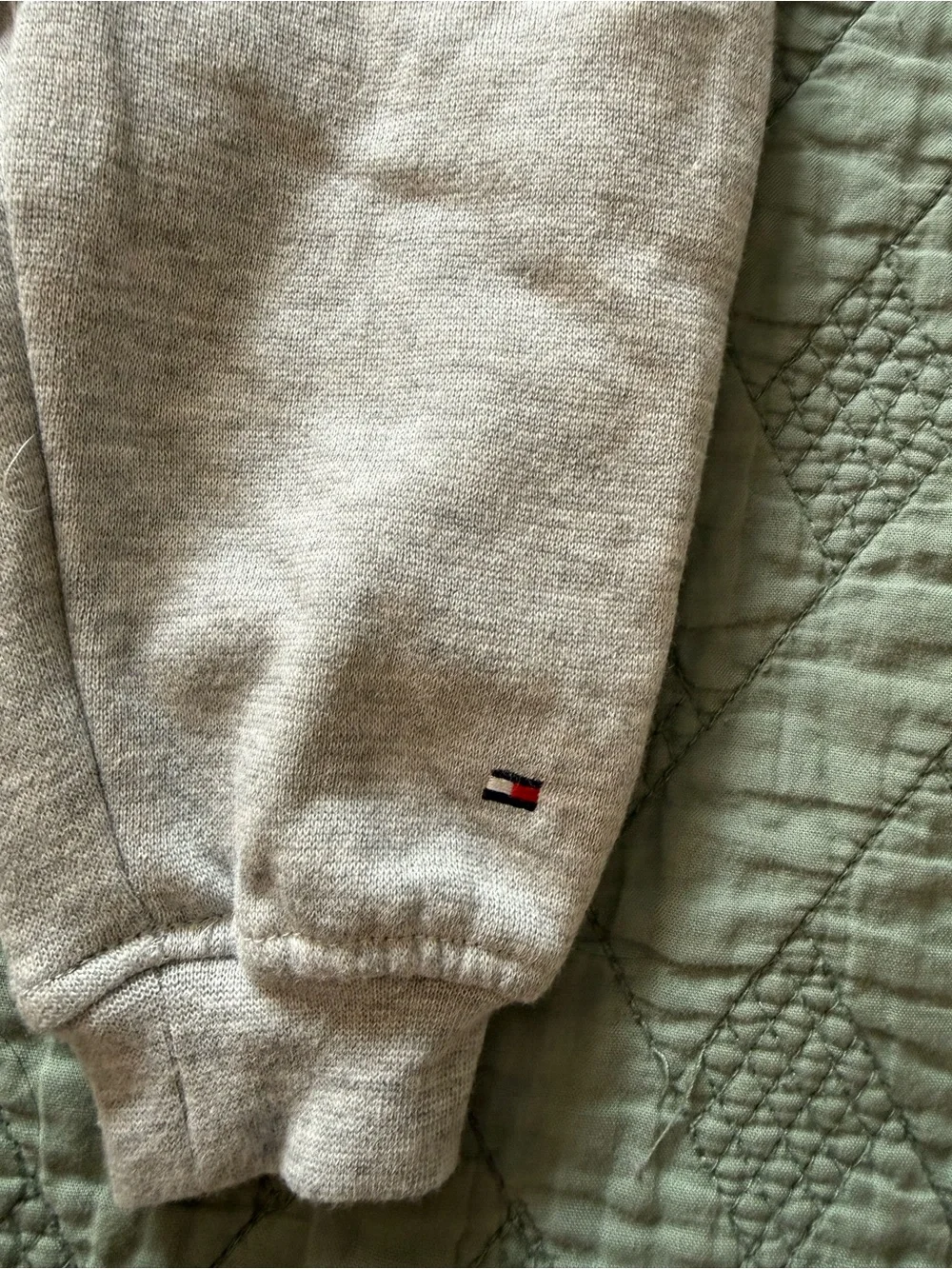 Tommy Hilfiger Gray Hoodie & Jogger Set with Red and Navy Flag Detail